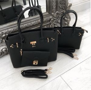 Black purse set